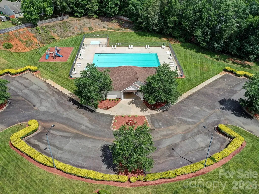8110 Slickrock Circle Charlotte NC 28215