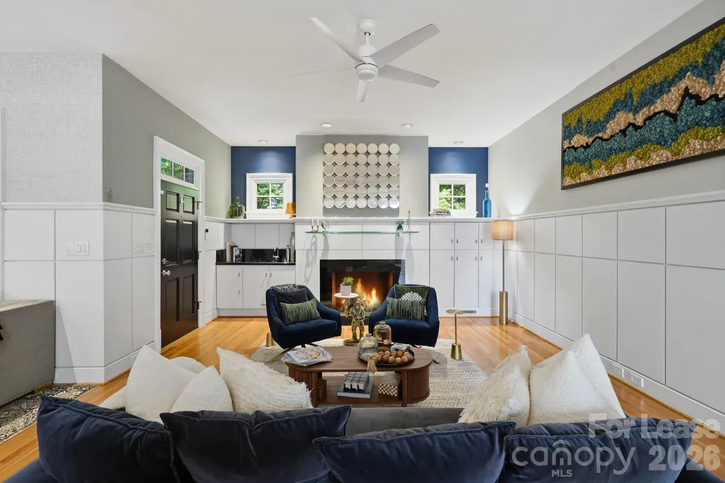 1124 Dilworth Crescent Row Charlotte NC 28203