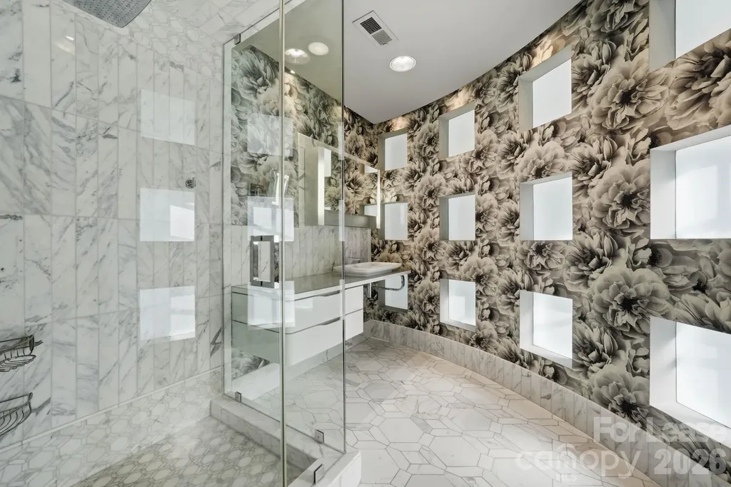 1124 Dilworth Crescent Row Charlotte NC 28203