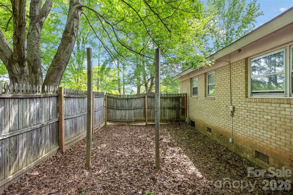 308 Club View Lane Matthews NC 28105
