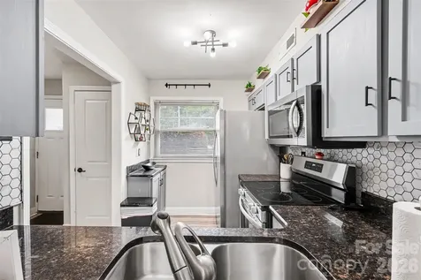 1201 Green Oaks Lane Charlotte NC 28205