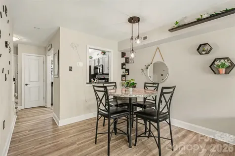 1201 Green Oaks Lane Charlotte NC 28205