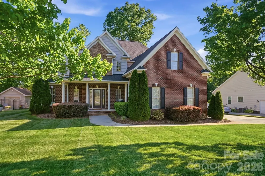 123 Coral Rutledge Drive Mount Holly NC 28120