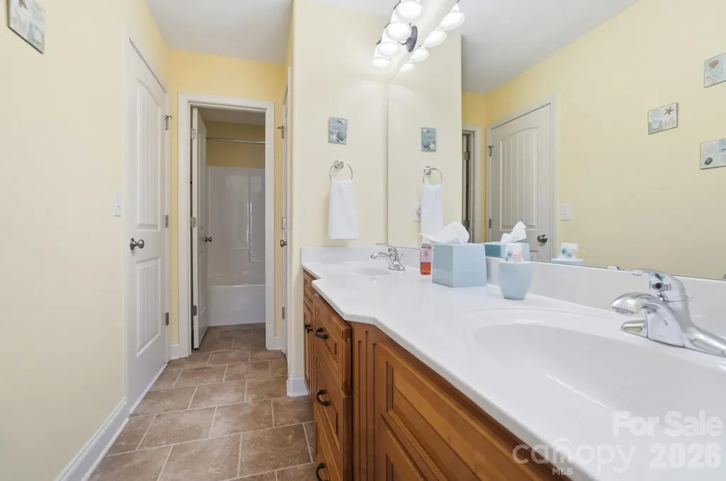 123 Coral Rutledge Drive Mount Holly NC 28120