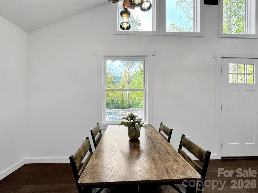 535 Hemlock Loop Maggie Valley NC 28751
