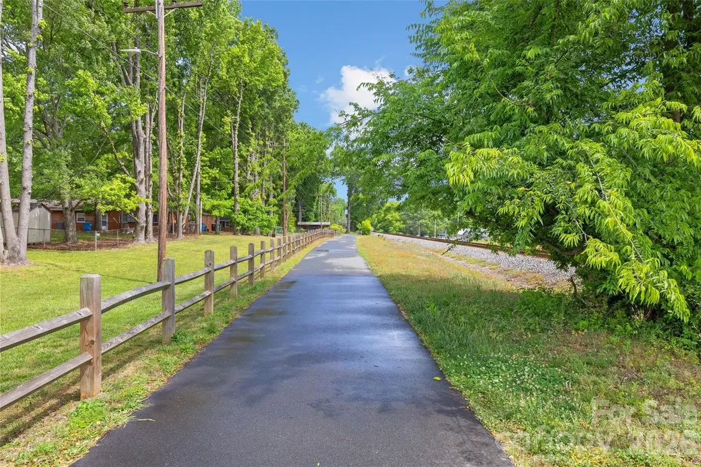 308 Club View Lane Matthews NC 28105