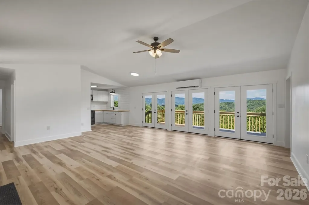 822 Windy Mountain Road Deep Gap NC 28618