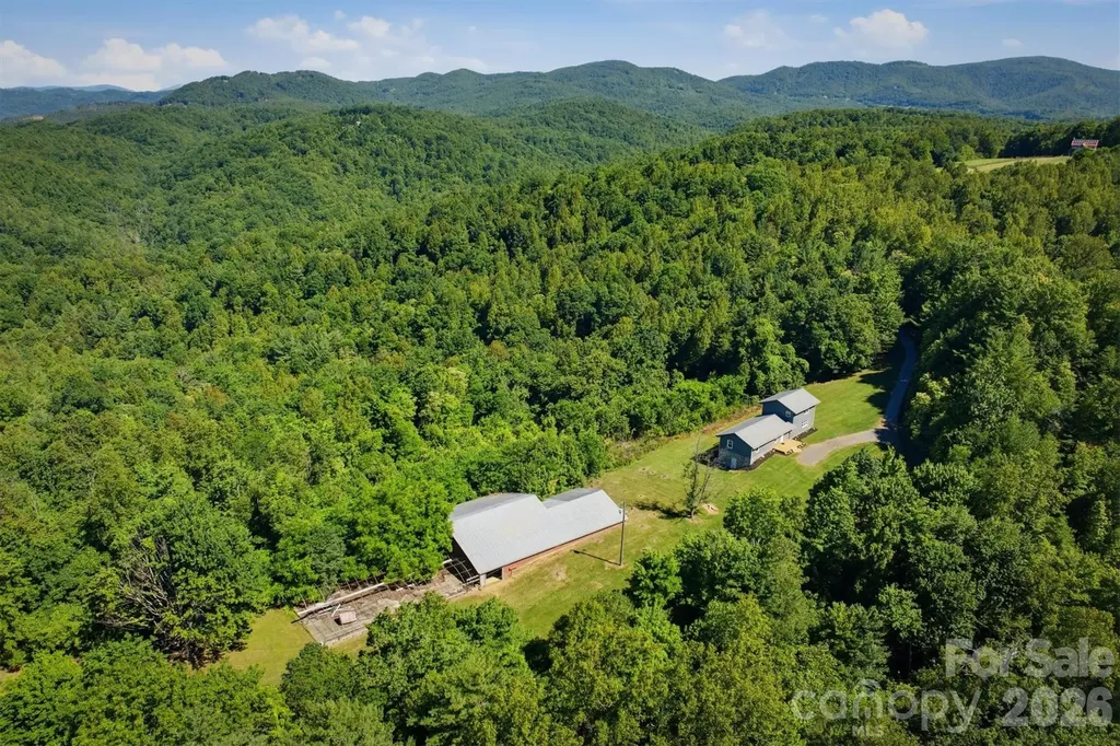 822 Windy Mountain Road Deep Gap NC 28618