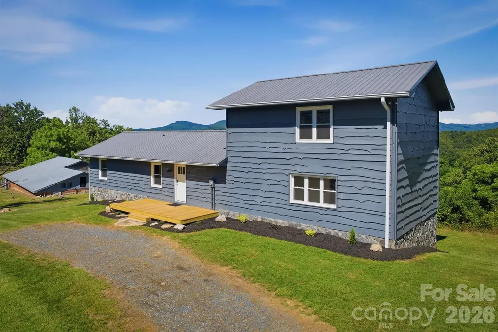 822 Windy Mountain Road Deep Gap NC 28618