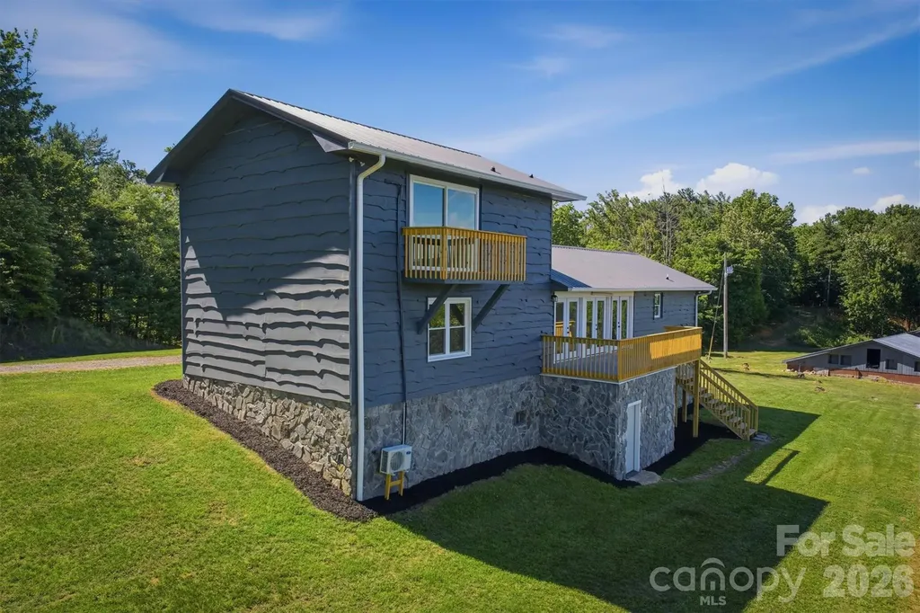 822 Windy Mountain Road Deep Gap NC 28618