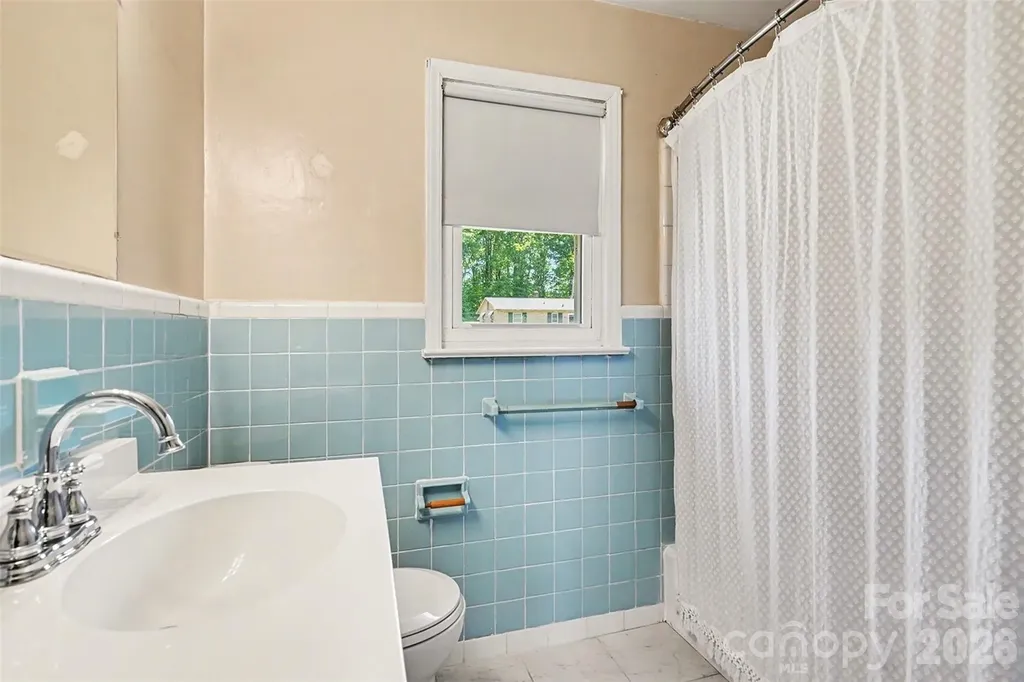 428 Frank Drive Charlotte NC 28215