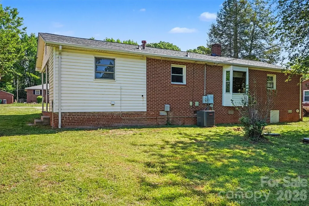 428 Frank Drive Charlotte NC 28215