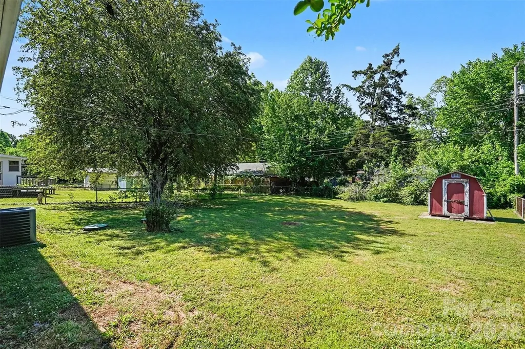 428 Frank Drive Charlotte NC 28215