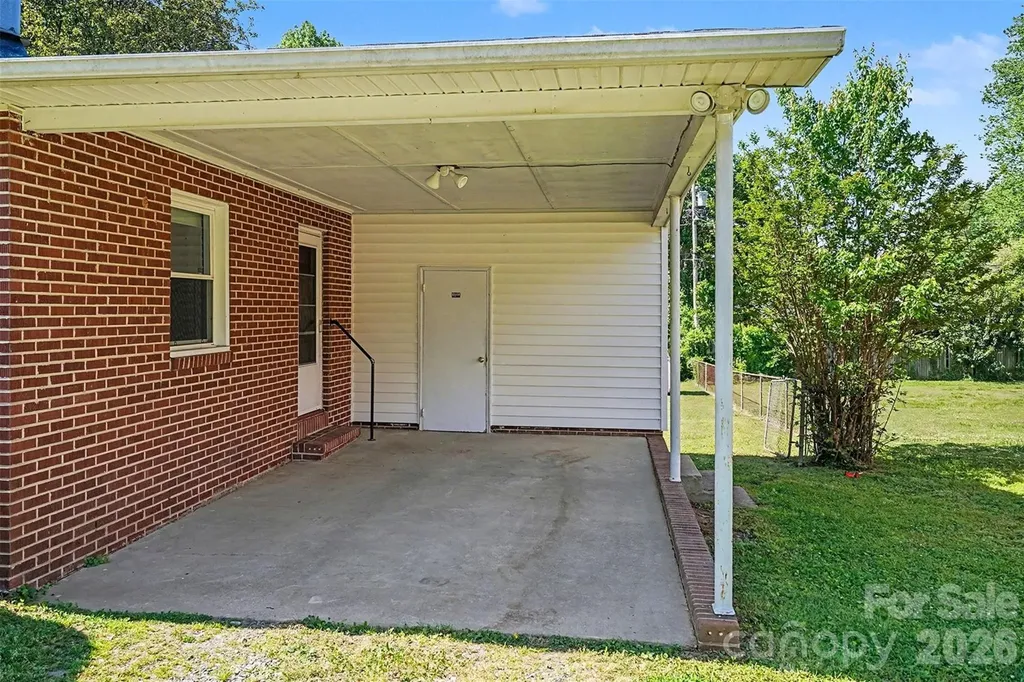 428 Frank Drive Charlotte NC 28215
