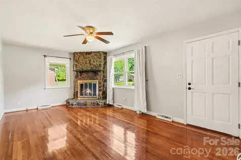 428 Frank Drive Charlotte NC 28215