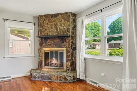428 Frank Drive Charlotte NC 28215