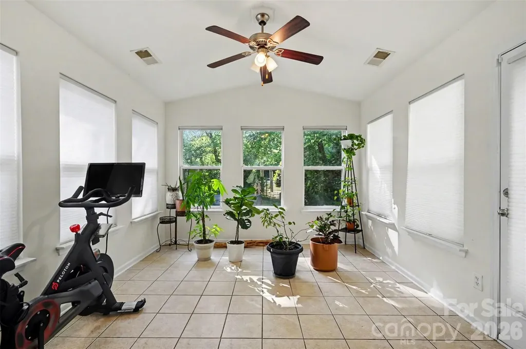 12700 Oldehurst Place Charlotte NC 28262