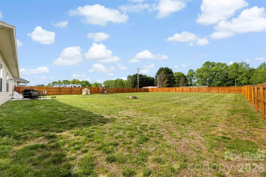 217 Mountain Island Drive Statesville NC 28677