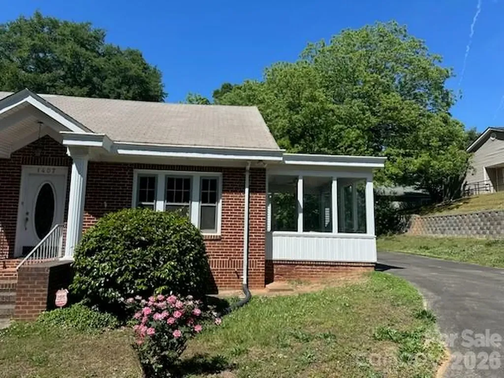 1407 E Marion Street Shelby NC 28152