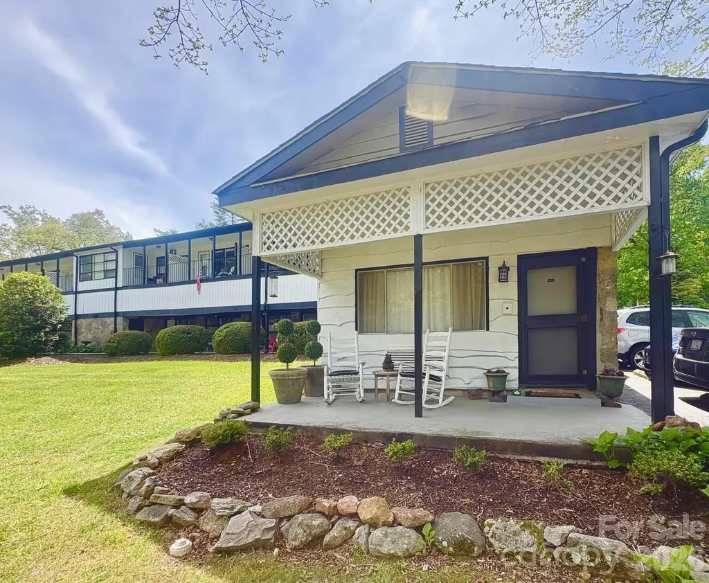 140 Old Mill Road Flat Rock NC 28731