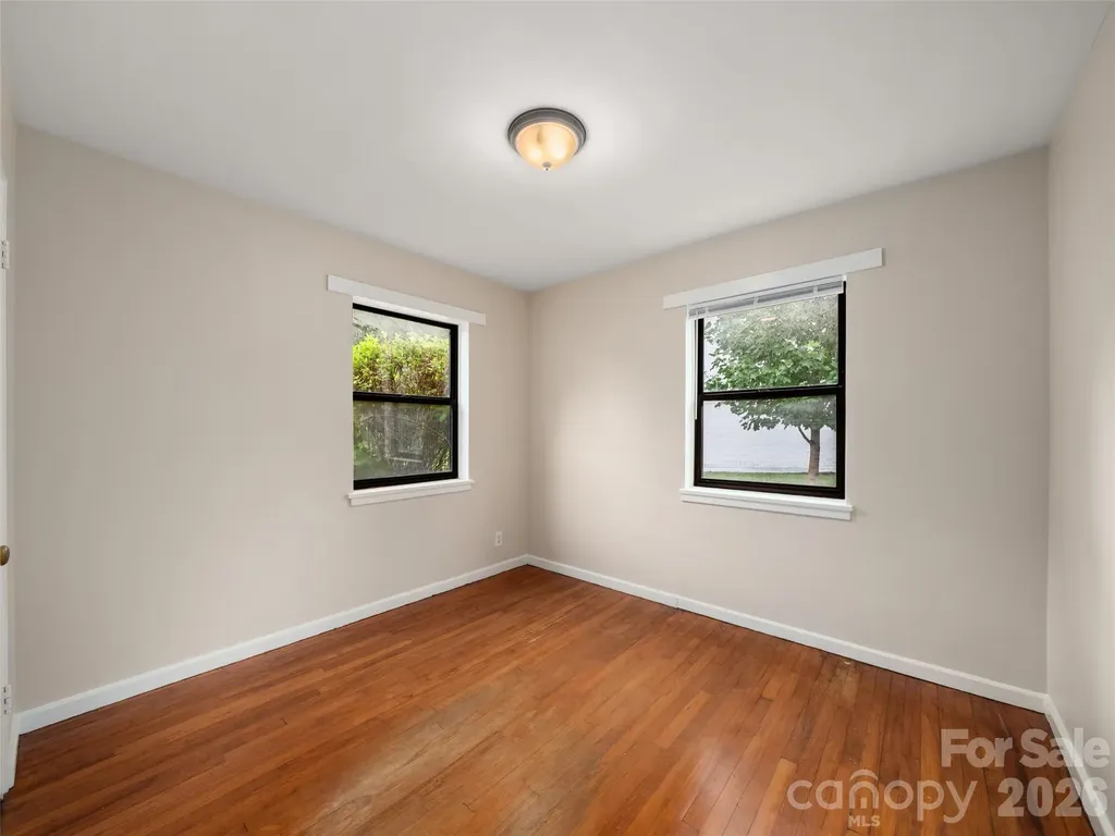 8 Units - 615 Biltmore Avenue Asheville NC 28803