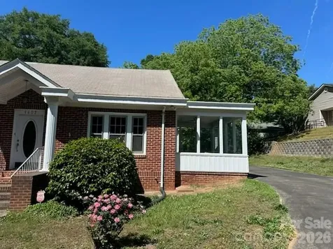 1407 E Marion Street Shelby NC 28150