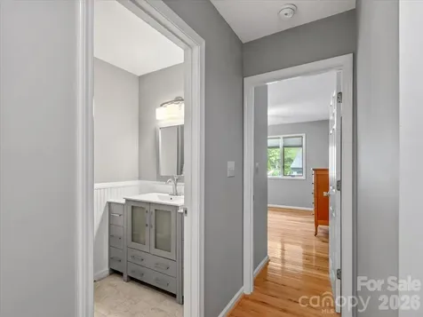 301 Robertson Street Burnsville NC 28714