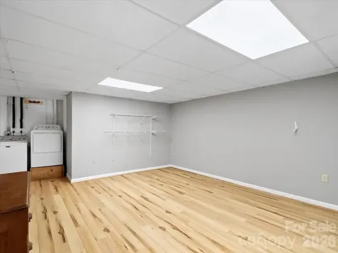 301 Robertson Street Burnsville NC 28714