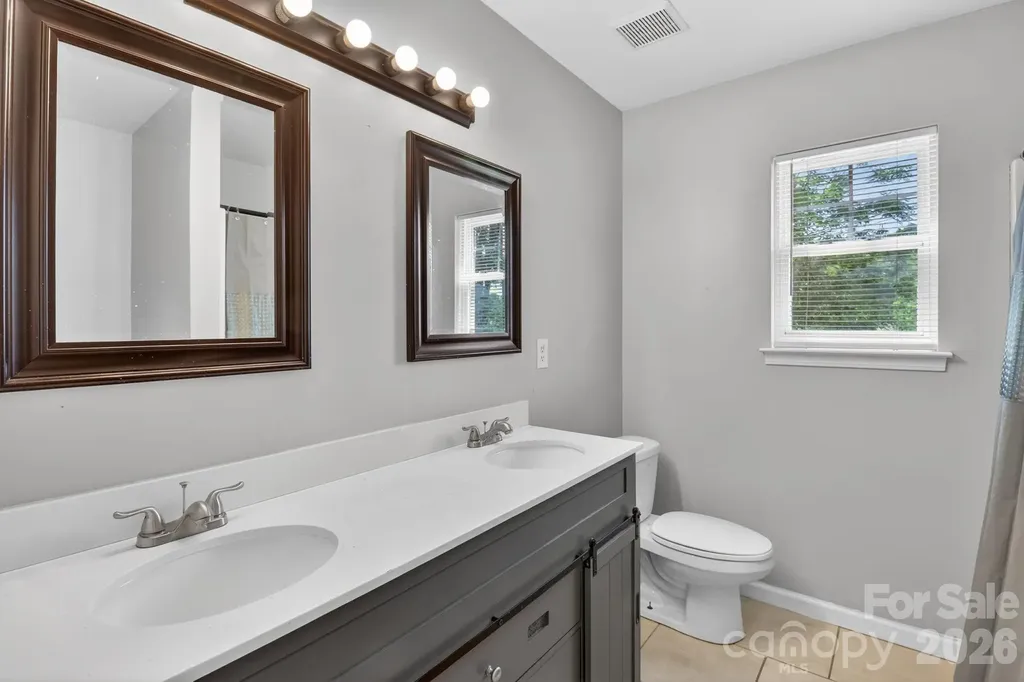 3335 Avalon Avenue Charlotte NC 28208