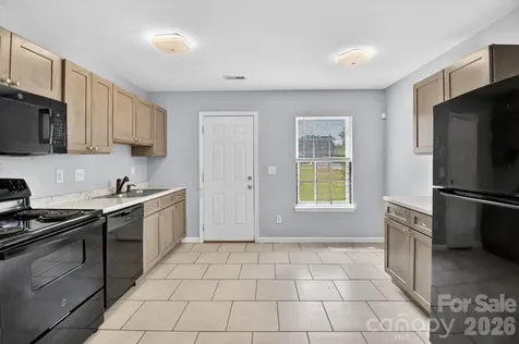 3335 Avalon Avenue Charlotte NC 28208