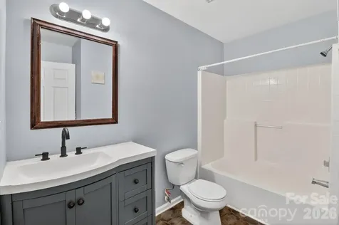 3335 Avalon Avenue Charlotte NC 28208
