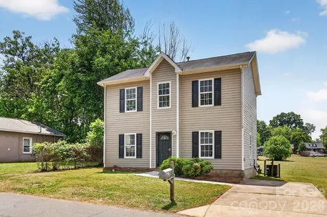 3335 Avalon Avenue Charlotte NC 28208