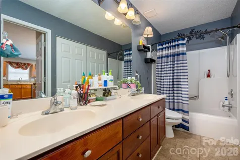 735 Mountainwater Drive Charlotte NC 28262
