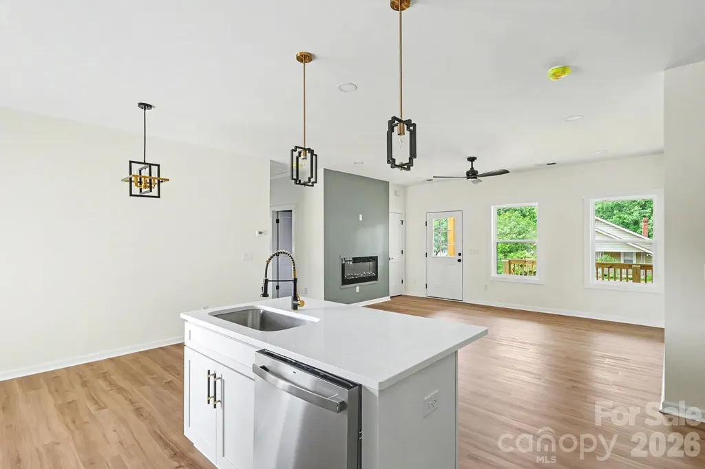 510 Thomas Street Marshville NC 28103