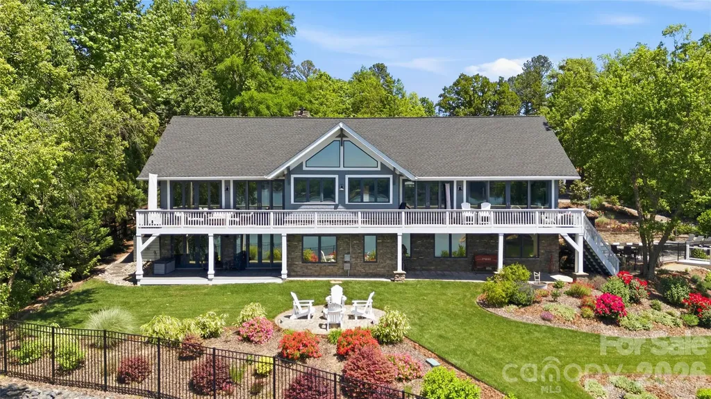 17812 Wilbanks Drive Charlotte NC 28278