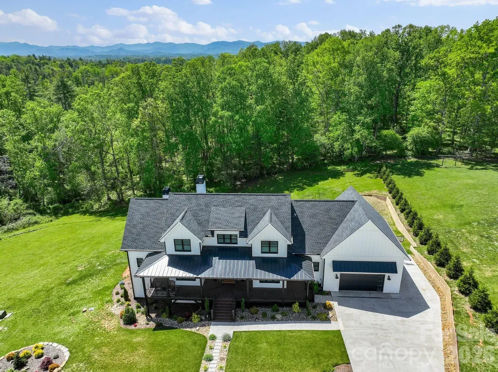 90 Gracie Lane Weaverville NC 28787