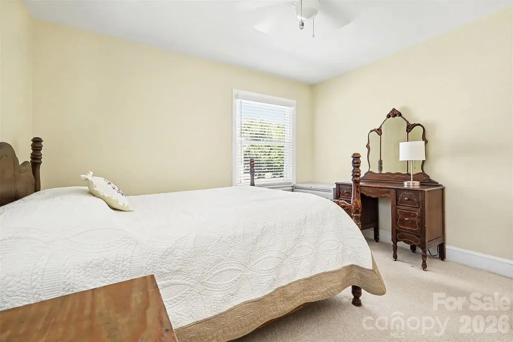 2240 Ashley Road Charlotte NC 28208