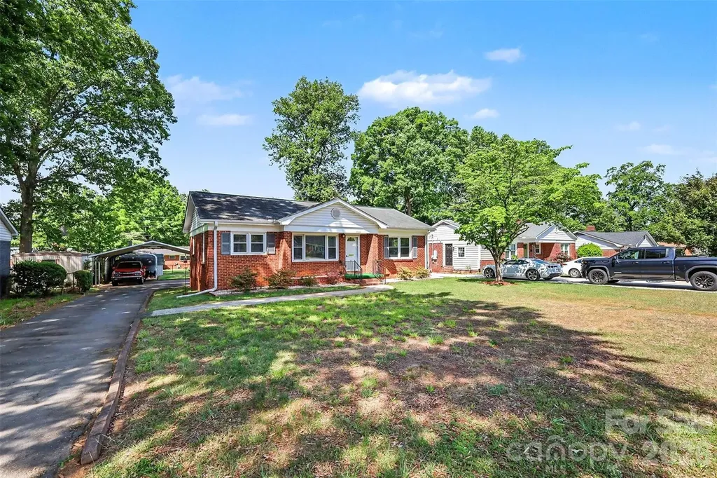 2240 Ashley Road Charlotte NC 28208