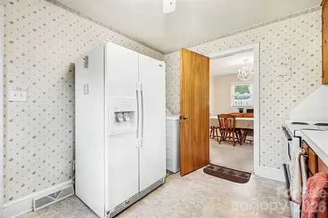 2240 Ashley Road Charlotte NC 28208