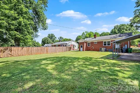 2240 Ashley Road Charlotte NC 28208