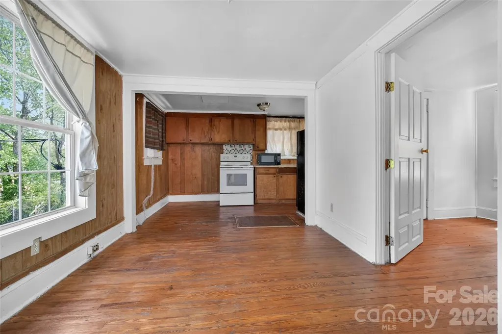 3833 1st Avenue SW Hickory NC 28602