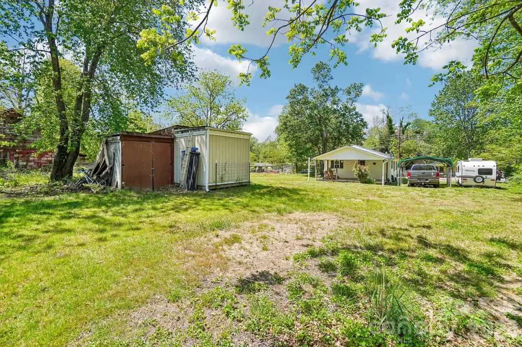 235 Gull Avenue East Flat Rock NC 28726