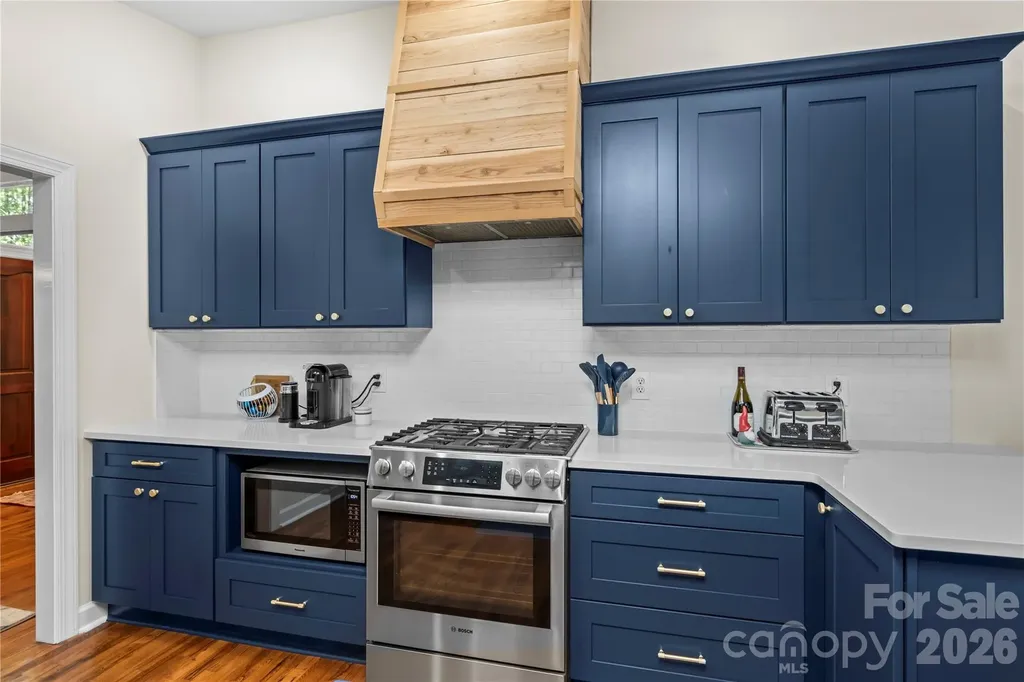 1801 Riverview Court Hendersonville NC 28739