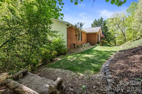 1801 Riverview Court Hendersonville NC 28739