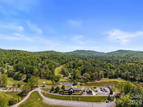 1801 Riverview Court Hendersonville NC 28739