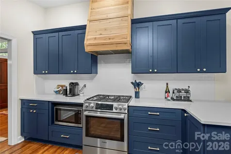 1801 Riverview Court Hendersonville NC 28739