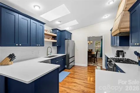 1801 Riverview Court Hendersonville NC 28739