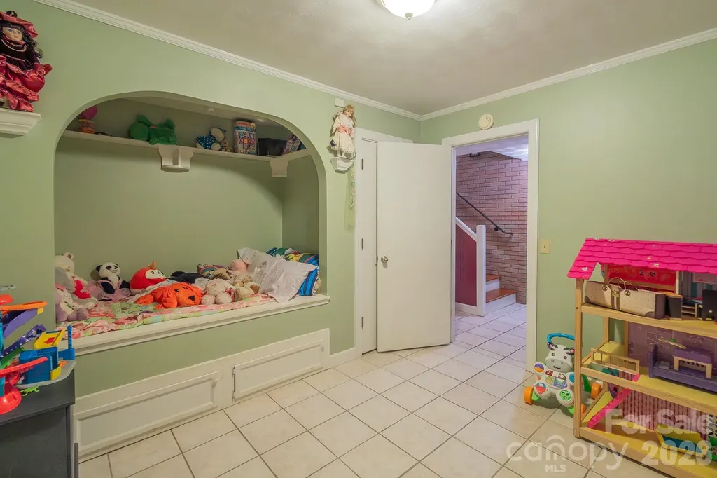 44446 Field Road New London NC 28127
