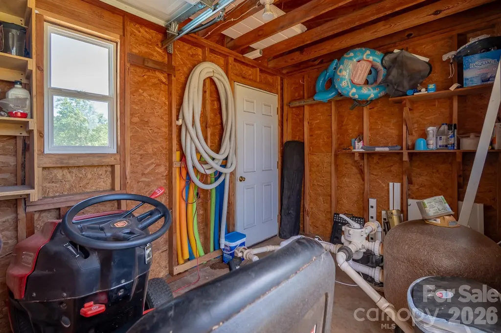 44446 Field Road New London NC 28127