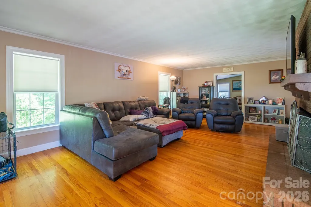 44446 Field Road New London NC 28127